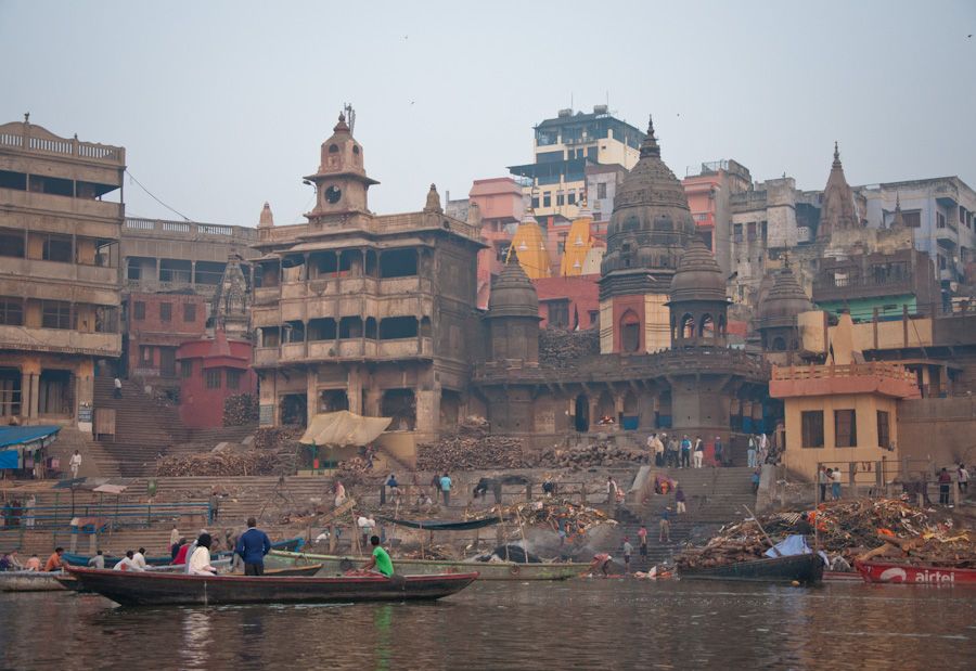 Crematorio del ghat de Manikarnika, Varanasi